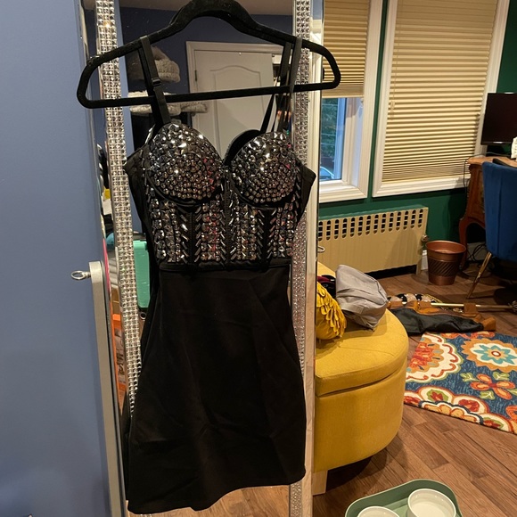 WLDR Dress - amazing detail - Picture 6 of 6